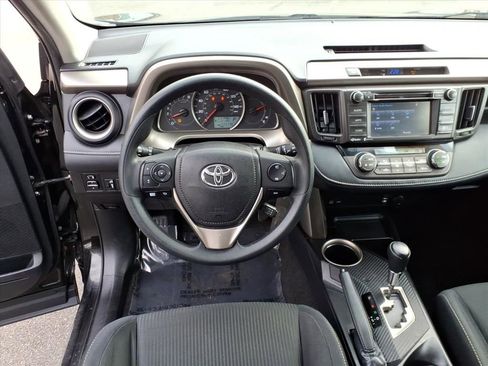 Used 2015 Toyota RAV4 XLE image 11