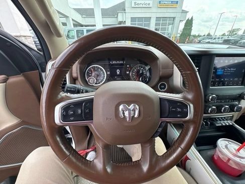 Used 2021 RAM 1500 Laramie AWD/4WD image 22