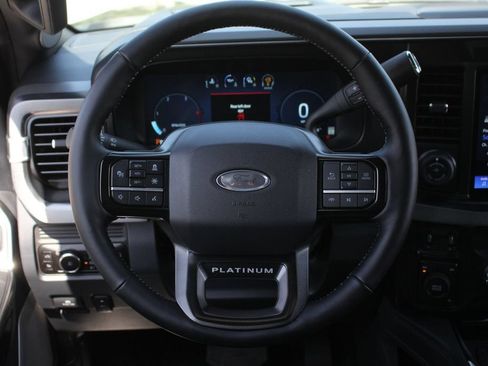 Used 2026 Ford F450 Platinum w/ FX4 Off-Road Package AWD/4WD image 24