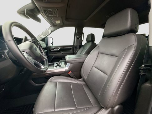 Used 2024 Chevrolet Silverado 3500 LTZ w/ LTZ Plus Package image 27