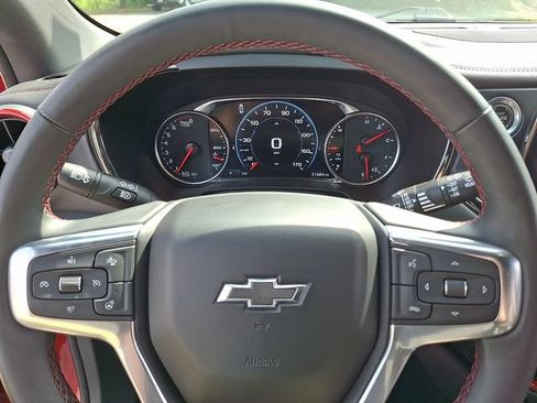 Certified 2023 Chevrolet Blazer RS w/ Enhanced Convenience Package AWD/4WD image 19