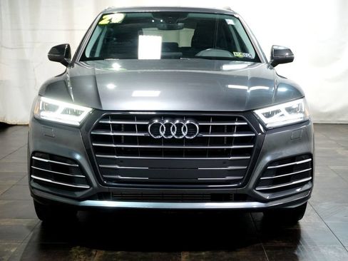 Used 2020 Audi Q5 e Premium Plus w/ Premium Plus Package AWD/4WD image 11