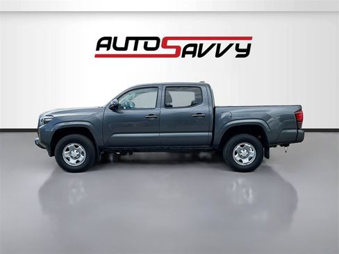 Used 2022 Toyota Tacoma SR image 4