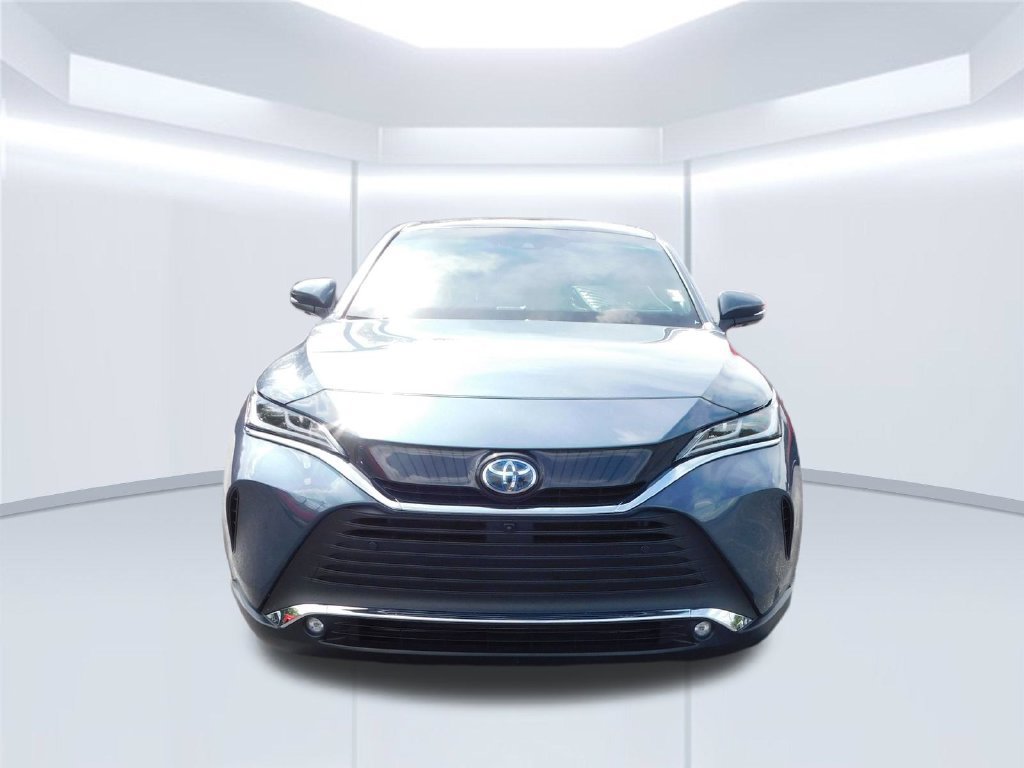 Used 2023 Toyota Venza Limited AWD/4WD image 8
