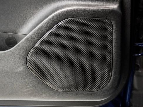 Used 2021 Nissan Rogue SV image 22