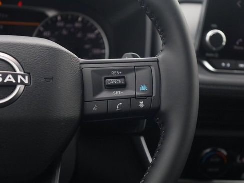 New 2026 Nissan Rogue SV w/ Cold Weather Package AWD/4WD image 9