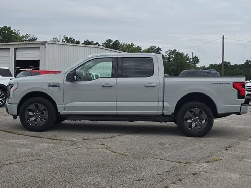 Used 2024 Ford F150 Lightning Flash AWD/4WD image 2