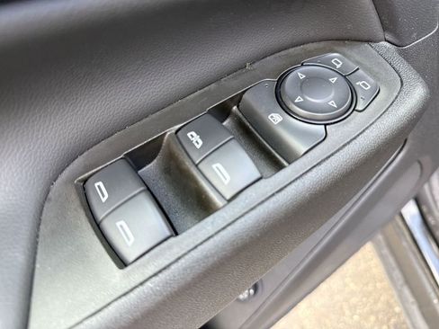 Used 2024 Chevrolet Equinox LT w/ LPO, Floor Liner Package FWD image 13