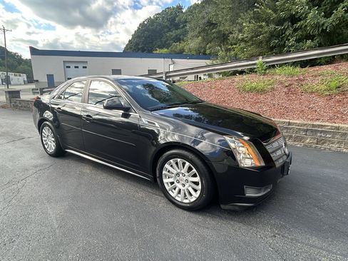 Used 2011 Cadillac CTS Sedan RWD image 7