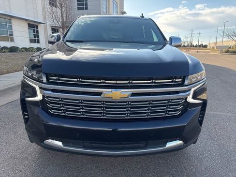 Used 2023 Chevrolet Tahoe Premier w/ Premium Package image 2