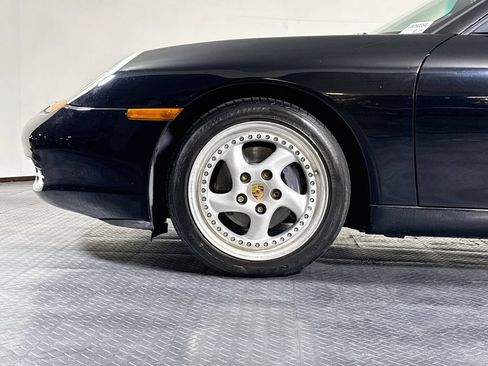 Used 1998 Porsche Boxster RWD image 24