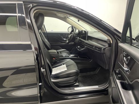 Used 2023 Lincoln Corsair FWD image 27