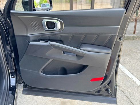 Used 2024 Kia Sorento SX image 44