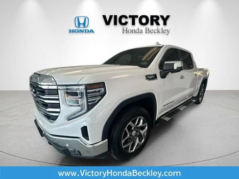 Used 2023 GMC Sierra 1500 SLT AWD/4WD image 1