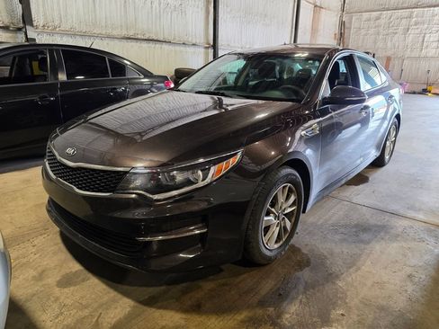Used 2018 Kia Optima LX FWD image 1