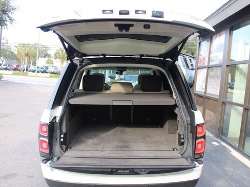 Used 2022 Land Rover Range Rover P525 Westminster Edition image 39