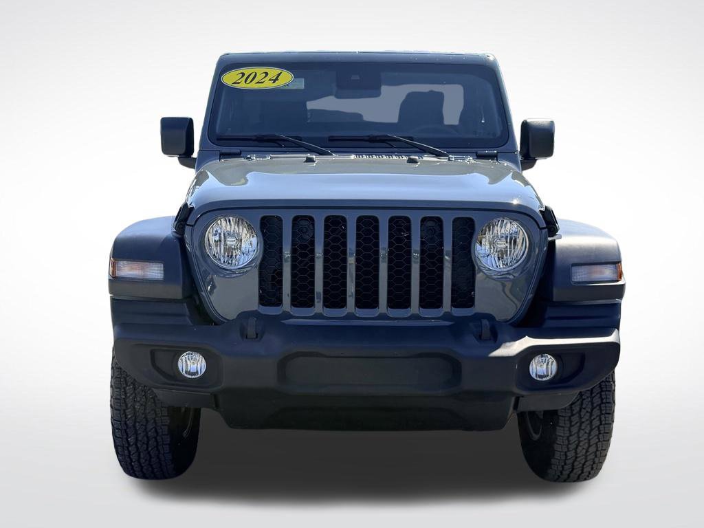 Used 2024 Jeep Wrangler Sport AWD/4WD image 10
