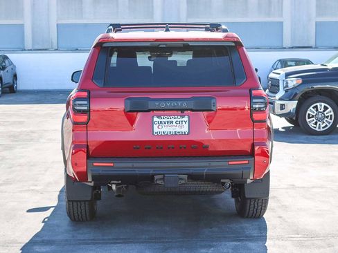New 2025 Toyota 4Runner TRD Off-Road Premium image 8