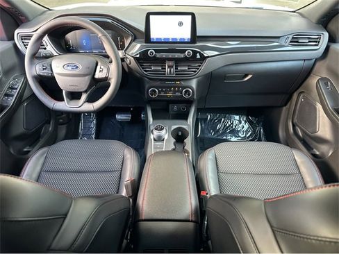 Certified 2024 Ford Escape ST-Line image 9