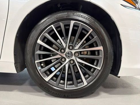 Certified 2023 Lexus ES 350 w/ Premium Package FWD image 29