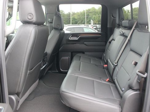 Used 2026 GMC Sierra 2500 Denali w/ Technology Package AWD/4WD image 36