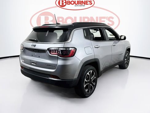Used 2023 Jeep Compass Limited AWD/4WD image 9
