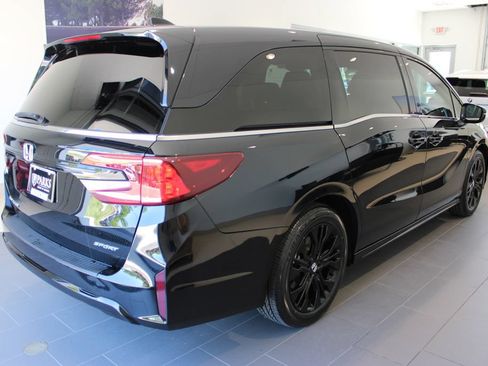 Used 2025 Honda Odyssey Sport-L image 21