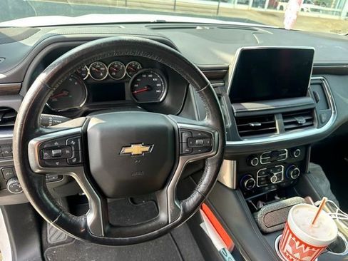 Used 2021 Chevrolet Tahoe LT w/ Luxury Package image 34