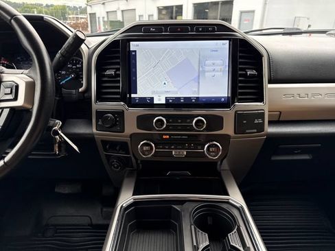 Used 2022 Ford F350 Lariat AWD/4WD image 23
