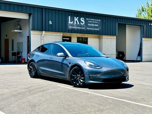 Used 2022 Tesla Model 3 Long Range AWD/4WD image 1
