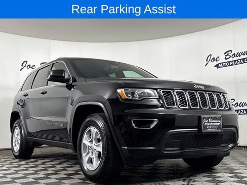 Used 2017 Jeep Grand Cherokee Laredo w/ Quick Order Package 23E image 4