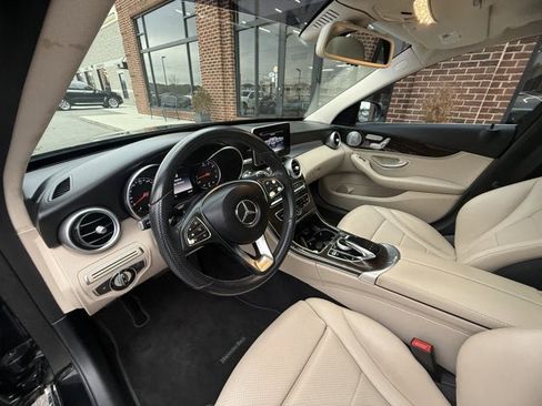 Used 2015 Mercedes-Benz C 300 Sedan image 18