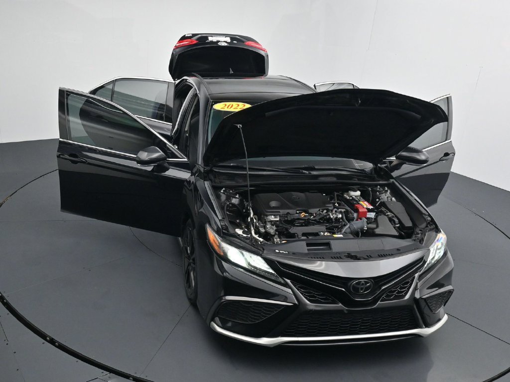Used 2022 Toyota Camry XSE w/ Cold Weather Package AWD/4WD image 40