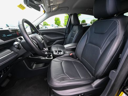 Used 2025 Ford Mustang Mach-E Premium AWD/4WD image 20