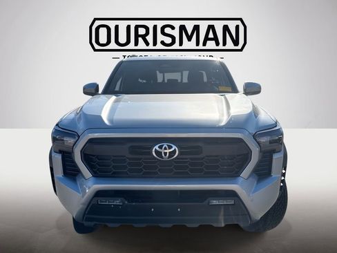 Used 2024 Toyota Tacoma TRD Off-Road w/ TRD Off Road Upgrade Package image 2