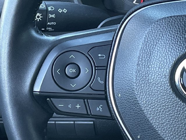 Used 2022 Toyota Corolla SE FWD image 12