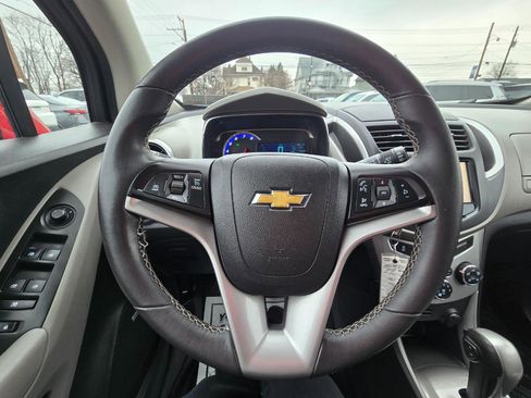Used 2015 Chevrolet Trax LT w/ LT Sun and Sound Package image 7