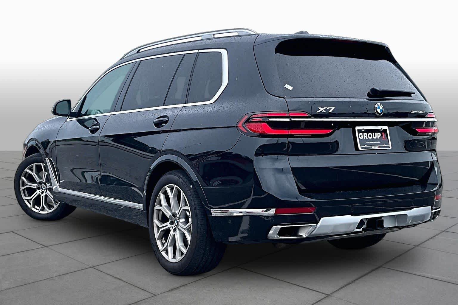 Used 2023 BMW X7 xDrive40i w/ Premium Package AWD/4WD image 12