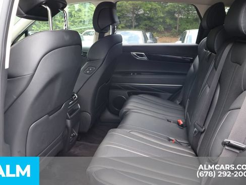 Used 2025 Genesis GV80 2.5T Standard AWD/4WD image 16