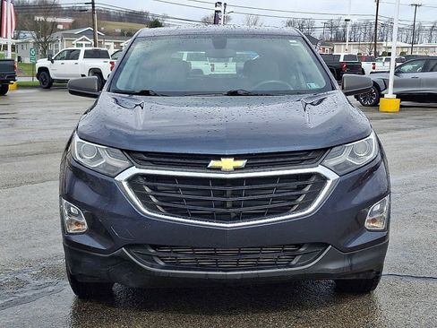 Used 2018 Chevrolet Equinox LS image 3
