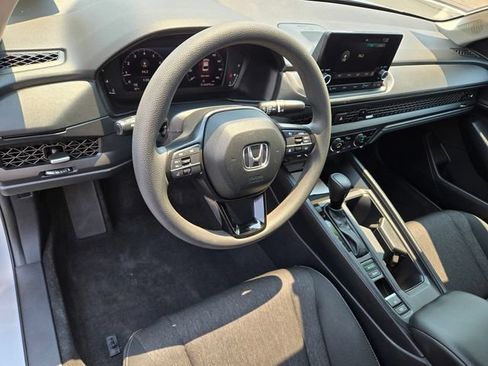 Used 2023 Honda Accord EX image 13