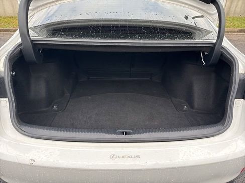 Used 2018 Lexus IS 300 F Sport w/ F Sport Package image 18