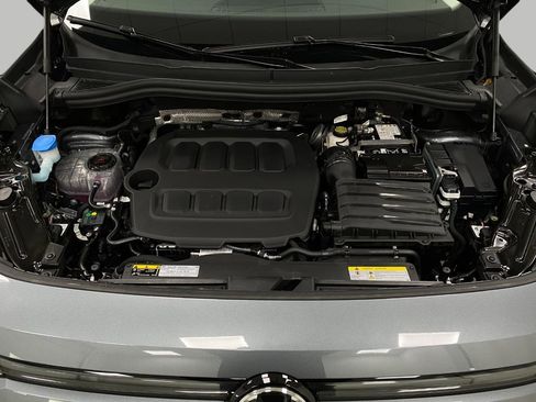 New 2025 Volkswagen Tiguan S image 10
