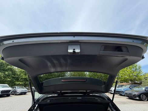 New 2026 Volkswagen Taos SEL AWD/4WD image 14