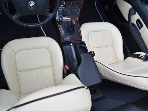 Used 1999 BMW Z3 2.8 RWD image 40