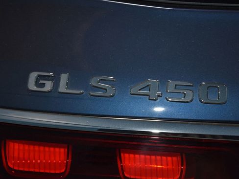 Certified 2025 Mercedes-Benz GLS 450 4MATIC image 27