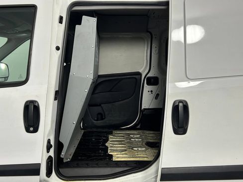 Used 2022 RAM ProMaster City Tradesman FWD image 14