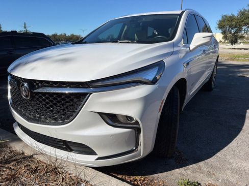 Used 2024 Buick Enclave Avenir w/ Trailering Package, 5000 lbs. image 4