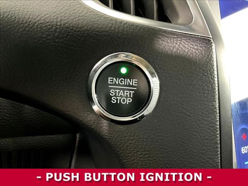Used 2024 Ford Edge Titanium AWD/4WD image 37