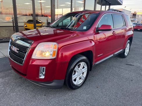 Used 2014 GMC Terrain SLE image 1